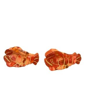 Vibrant orange lobster mini hair clip